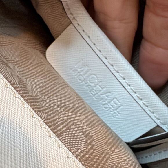 Michael Kors Savannah Medium Convertible Satchel Bag - Picture 16 of 16